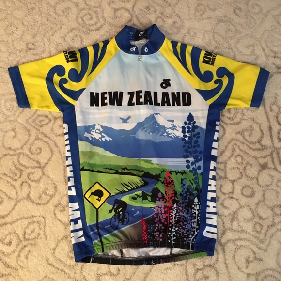 Cycle Top. - Picture 2 of 3